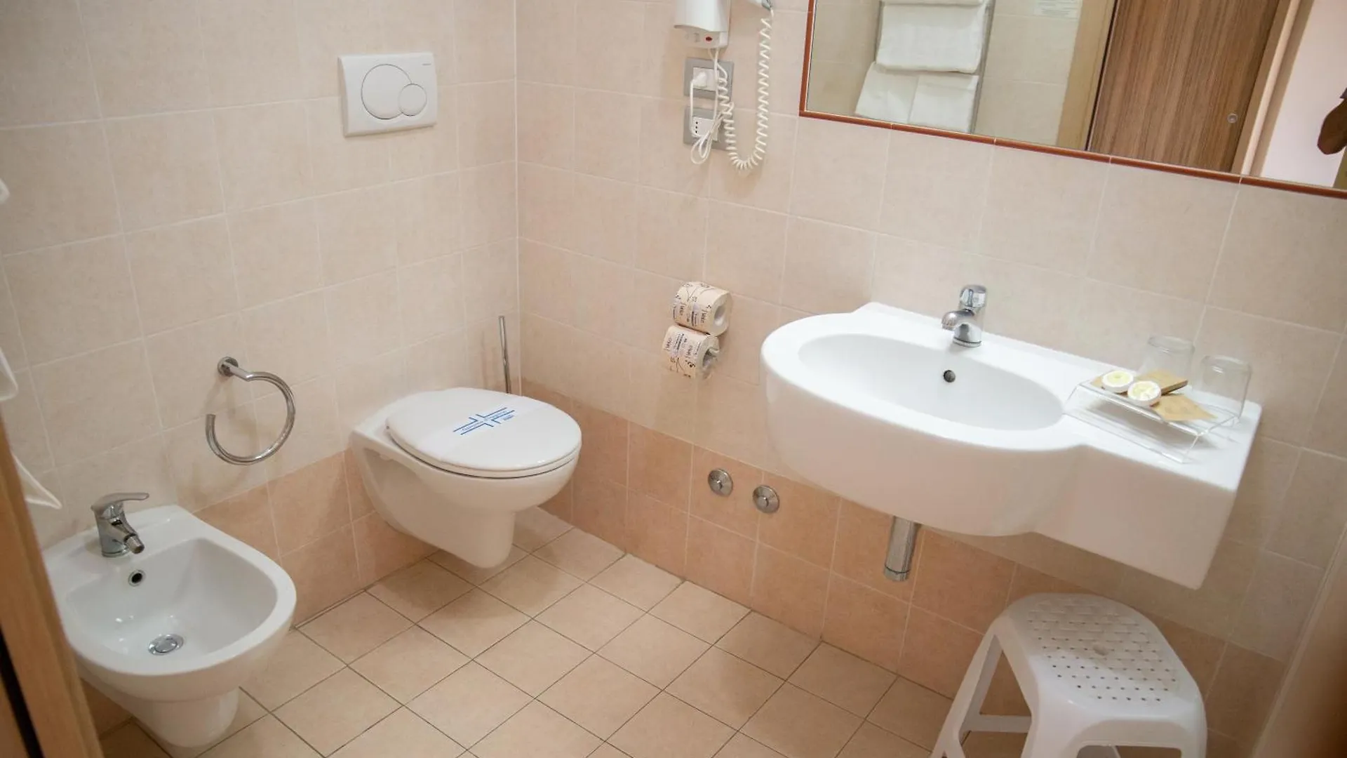 Hotel Riva Dei Cavalleggeri Marina Di Bibbona