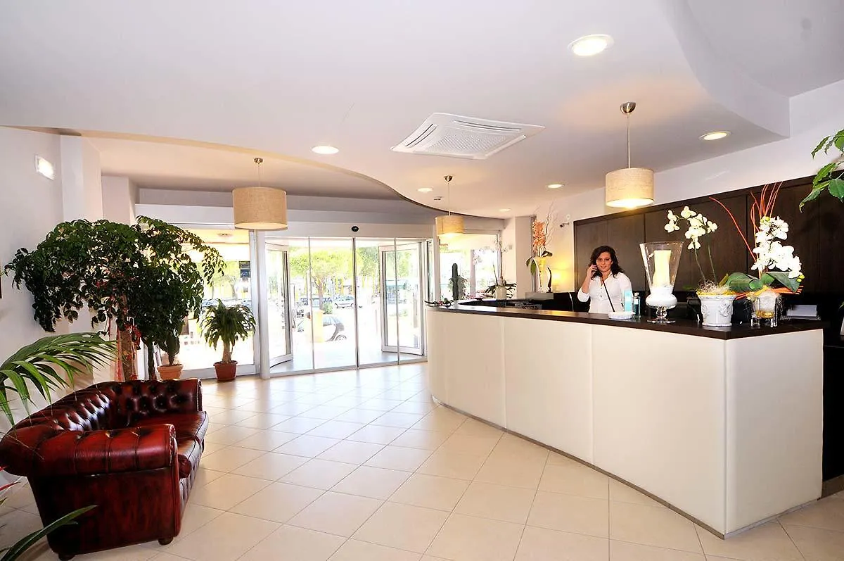 Hotel Riva Dei Cavalleggeri Marina Di Bibbona