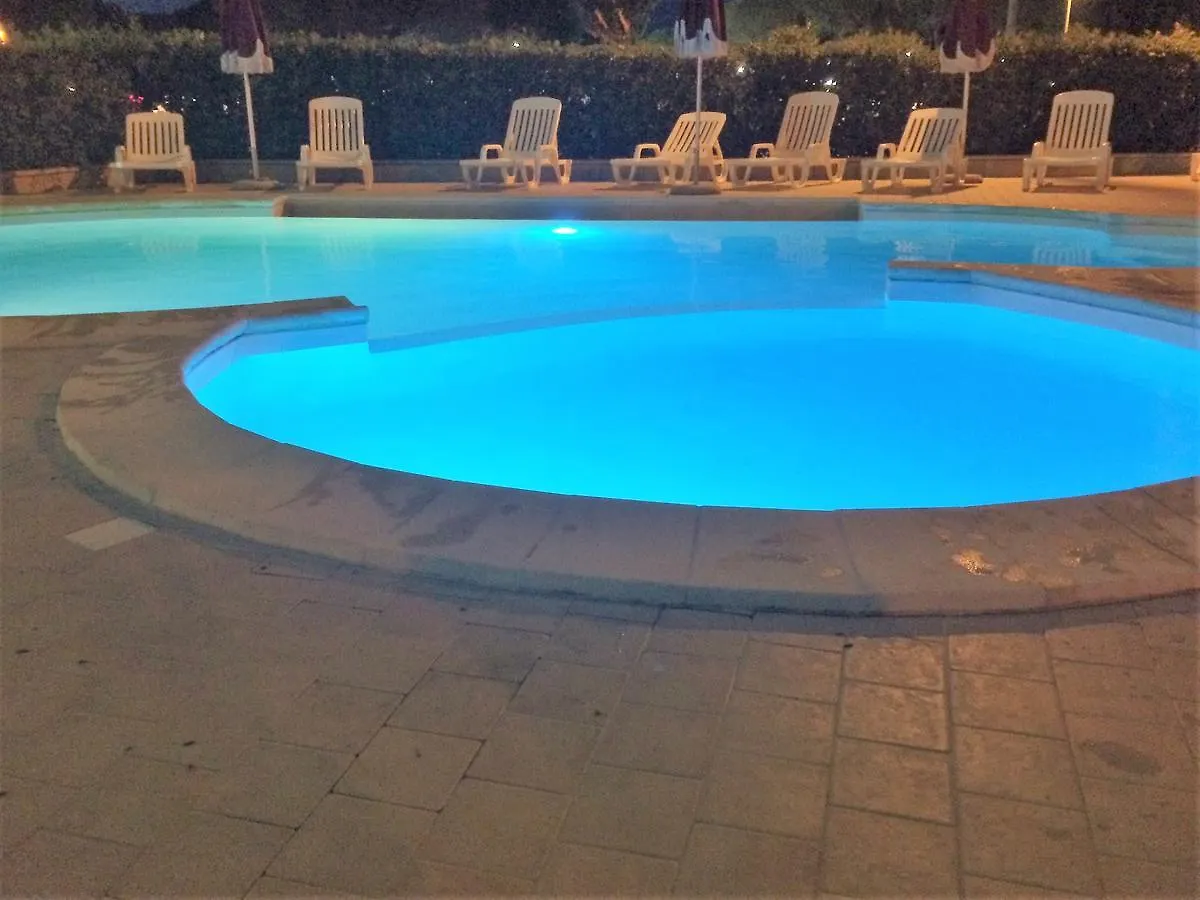 Hotel Riva Dei Cavalleggeri Marina Di Bibbona 3*,  Italy