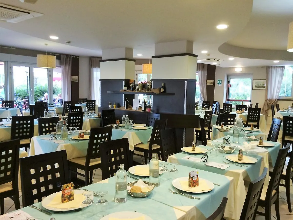 Hotel Riva Dei Cavalleggeri Marina Di Bibbona 3*,  Italy