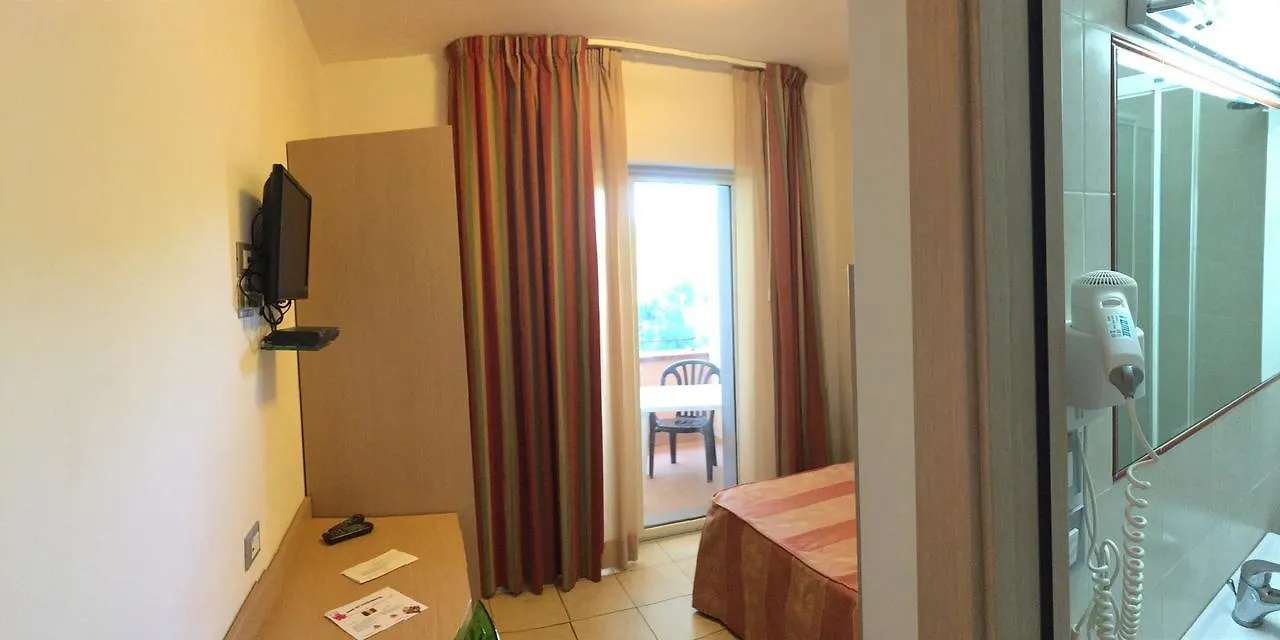 ***  Hotel Riva Dei Cavalleggeri Marina Di Bibbona Italy