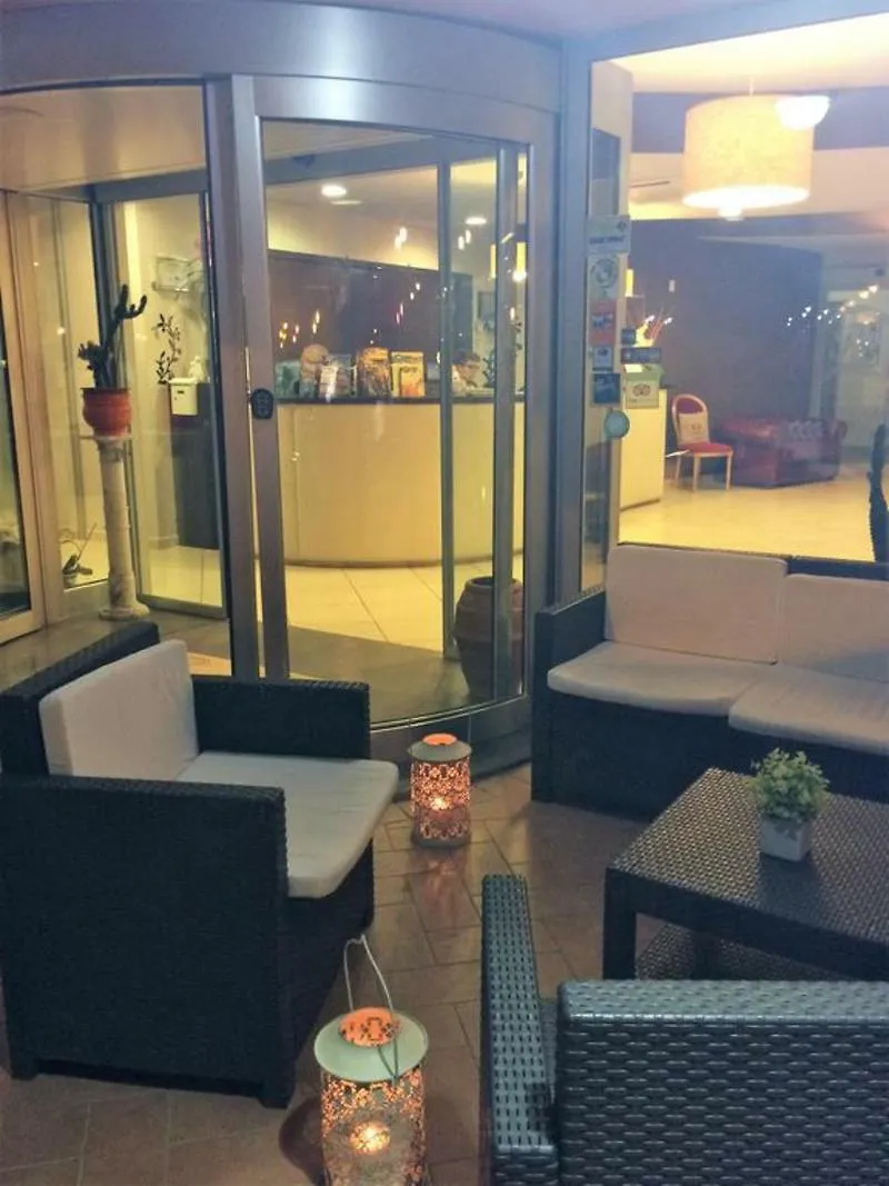 Hotel Riva Dei Cavalleggeri Marina Di Bibbona
