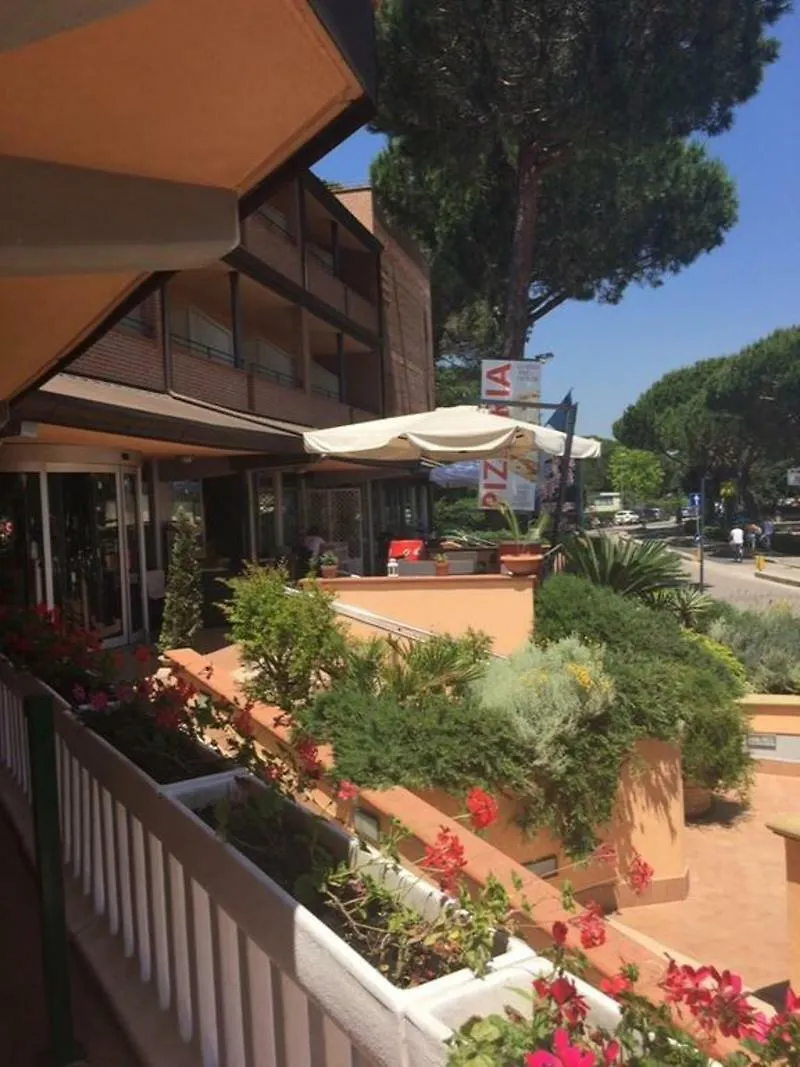 Hotel Riva Dei Cavalleggeri Marina Di Bibbona
