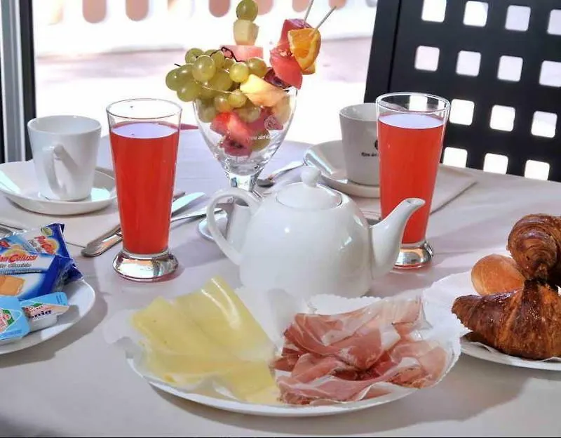 Hotel Riva Dei Cavalleggeri Marina Di Bibbona